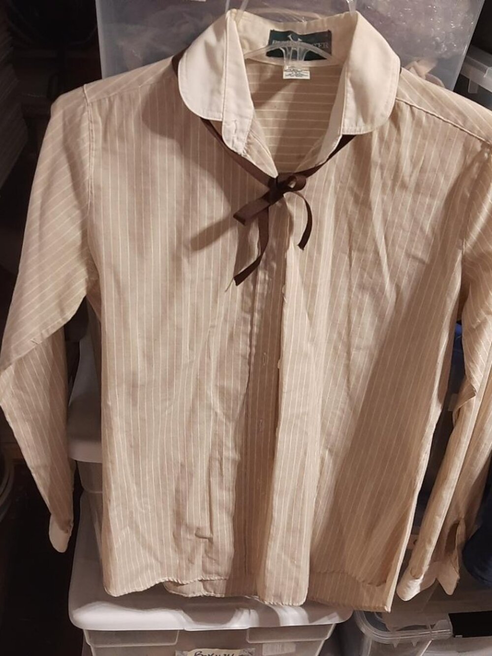 Vintage Reed Hunter Women Striped White/Cream Cotton With Bow Blouse Size 6
